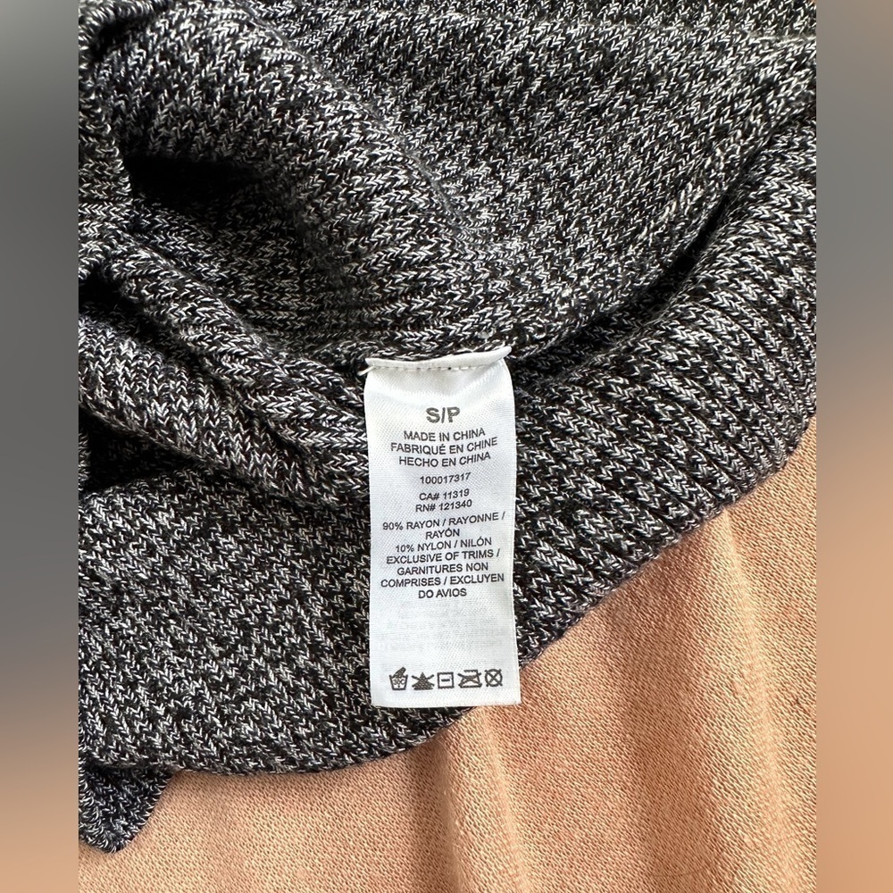 Dynamite Ribbed Pencil Skirt - Size Small - Picture 7 of 12